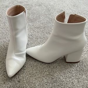 White point toe boots